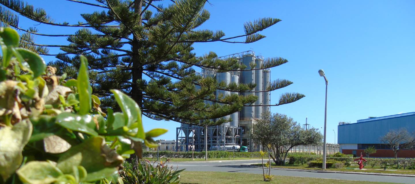 Vista de la refinería de Sines